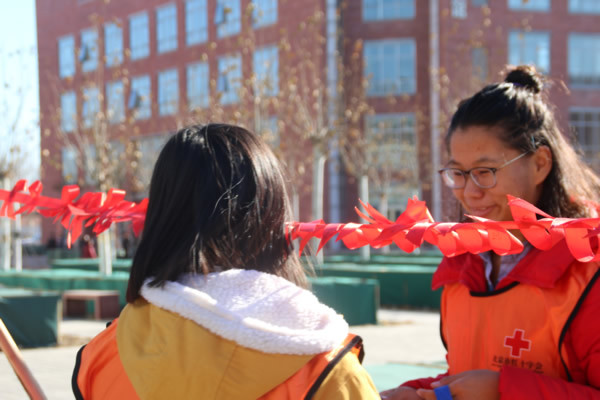 北京城市学院12.1防艾外展照片